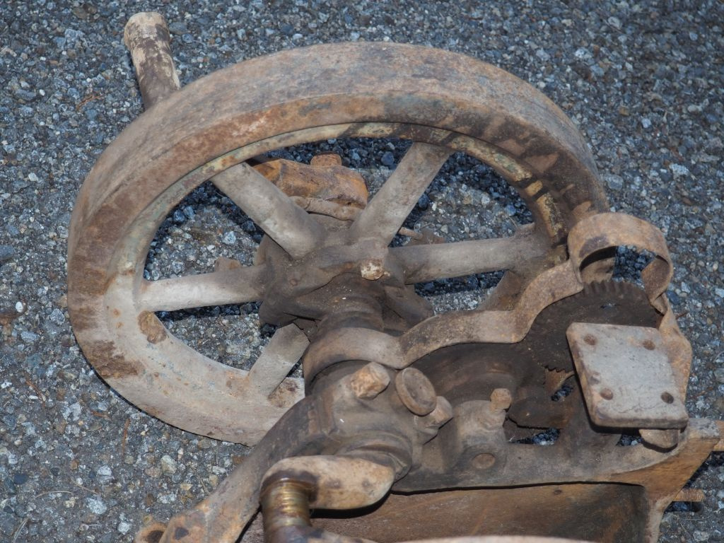 Prodám stabilní motor Remar Jára 2-3 HP - 4