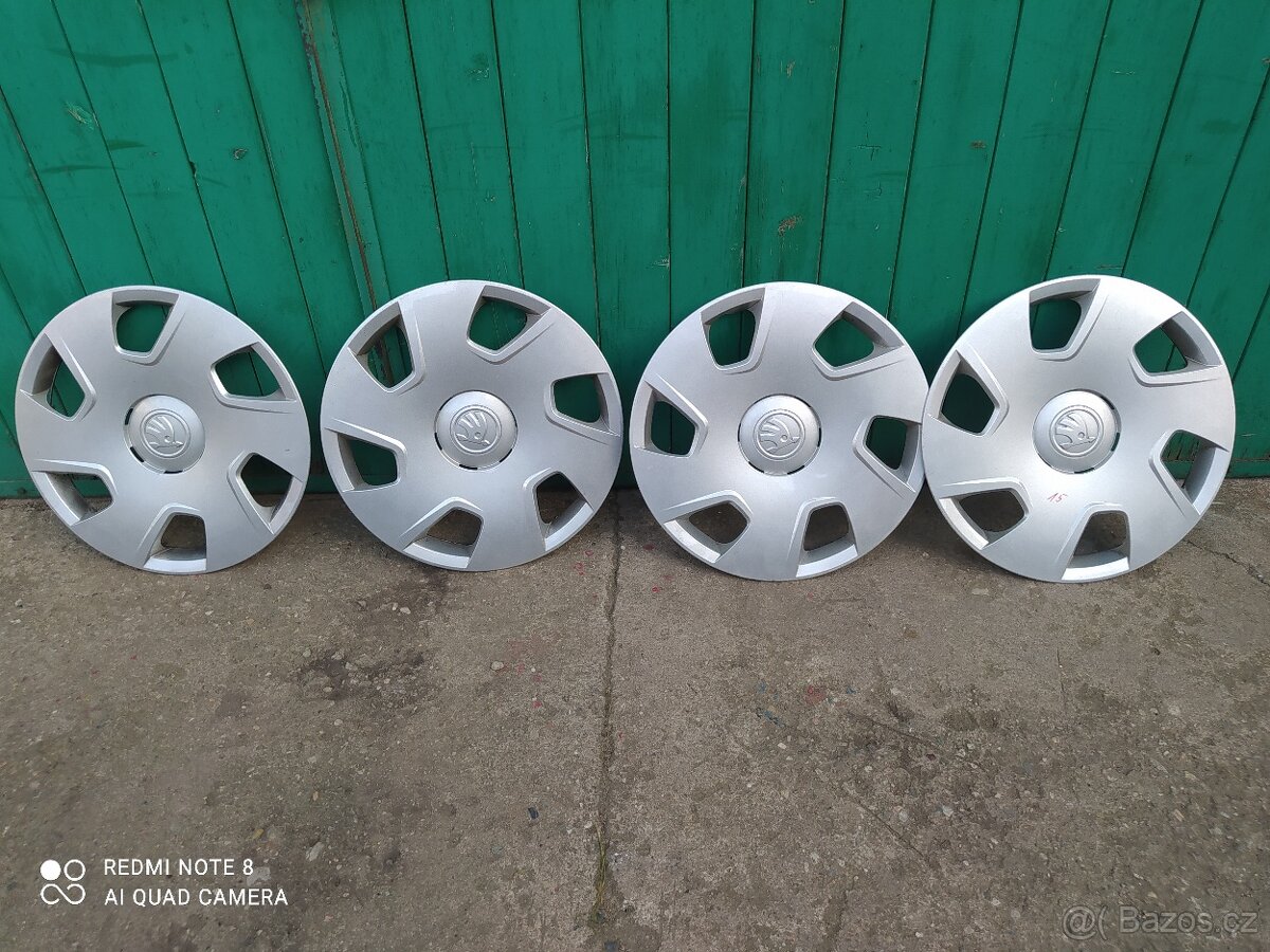 Poklice Škoda R15 - 4