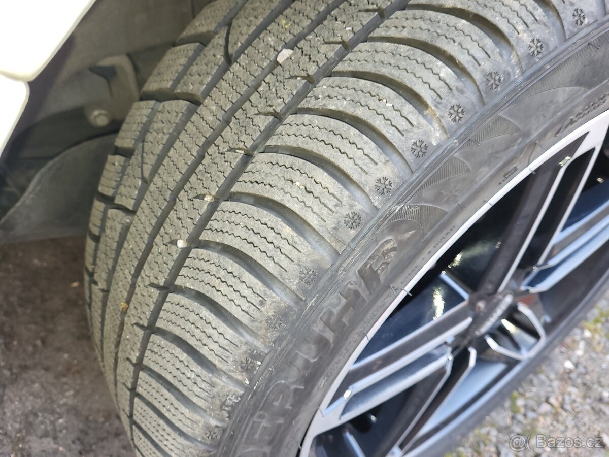 Zimní pneu 225 50 17 - 4