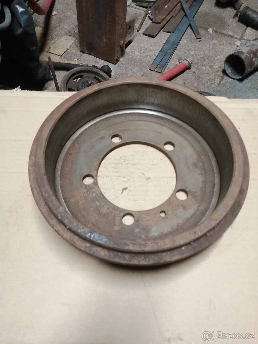 Brzdové bubny - 4
