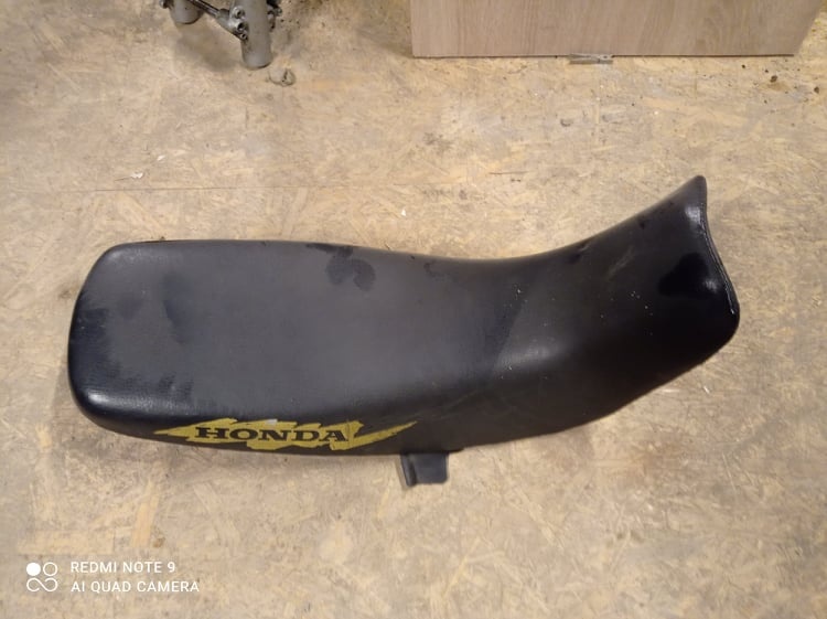 Honda NX 650 Dominator r.v.96 - 4