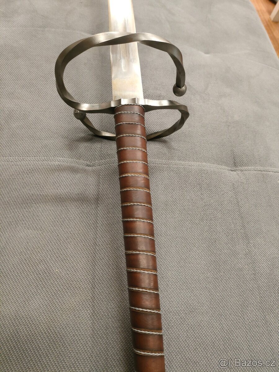 Prodám jeden a pul ruční meč - 4