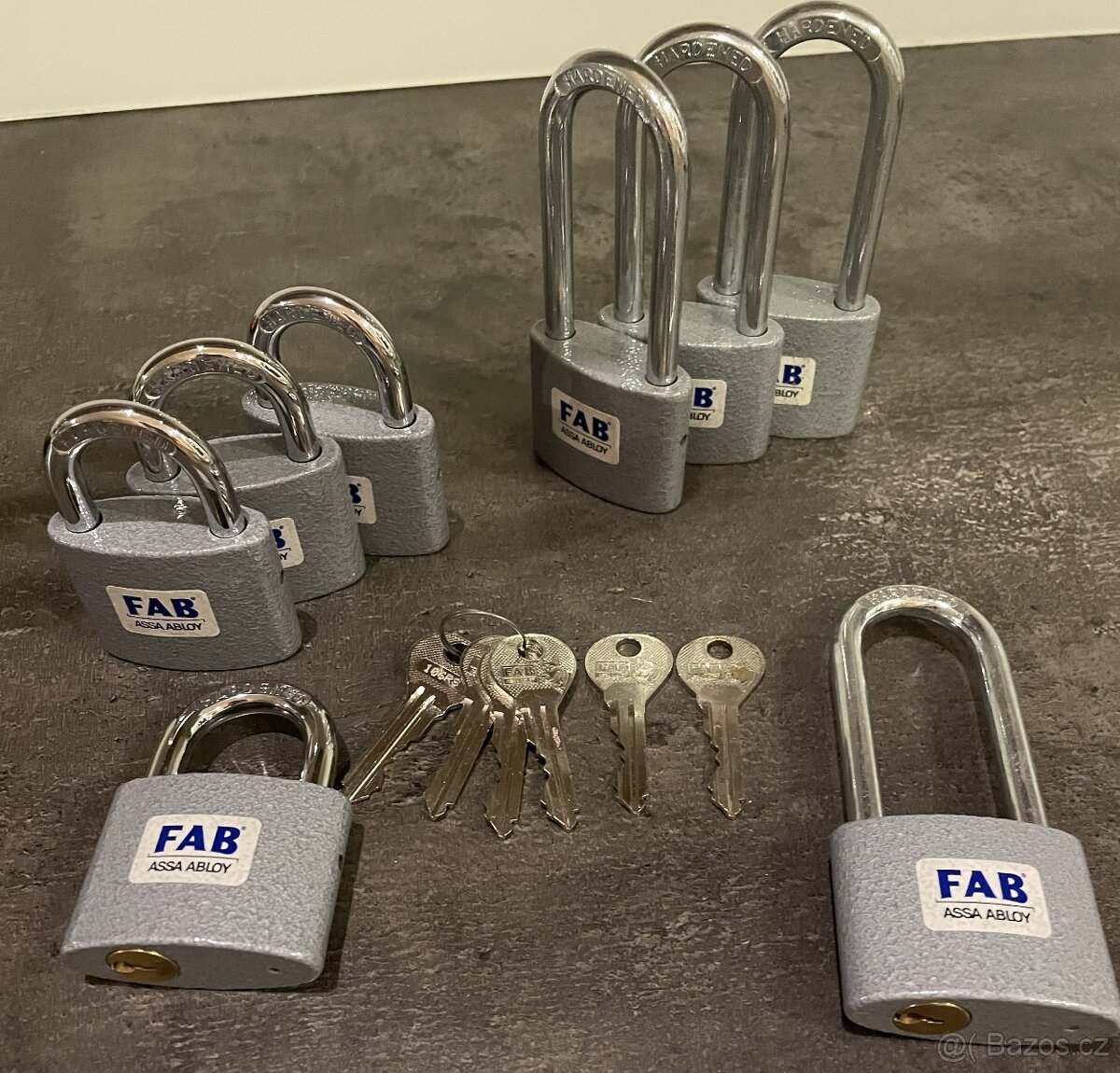 Visací zámky na jeden klíč 80h/52 - 4