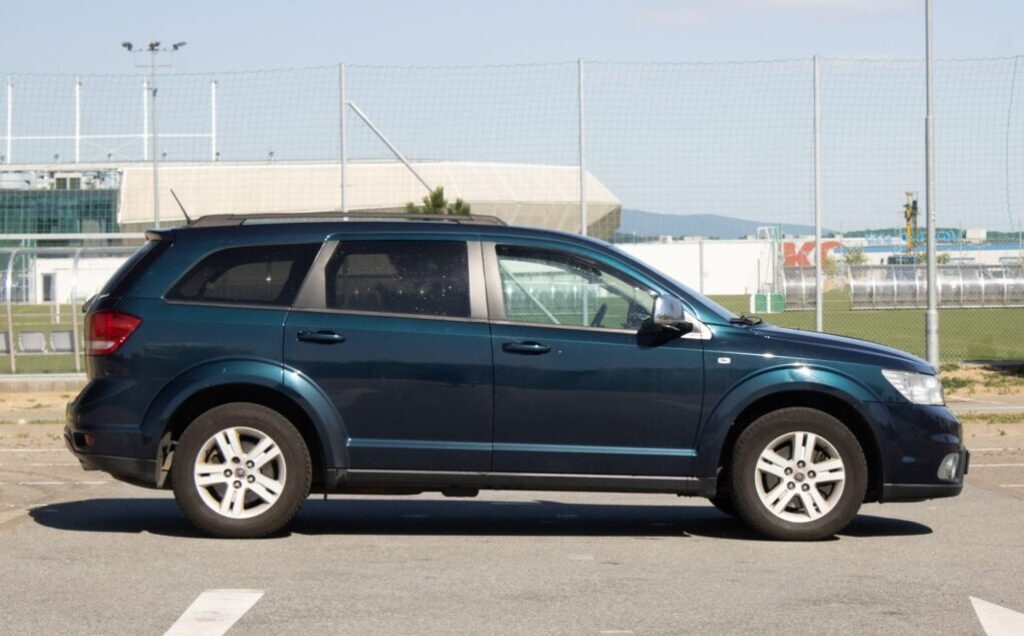 Fiat Freemont z roku 2014 - 4