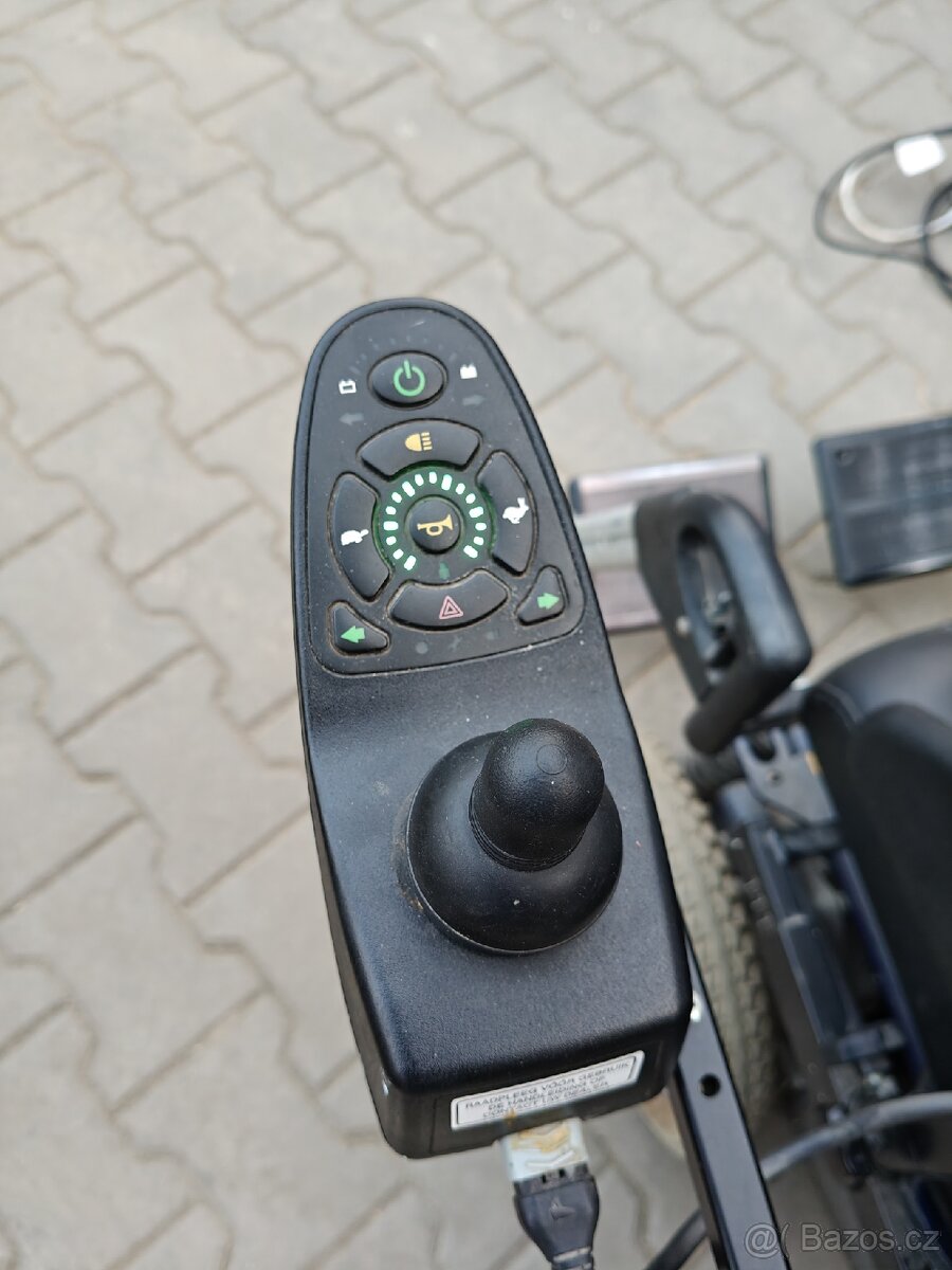 Elektrický invalidní vozík - 4