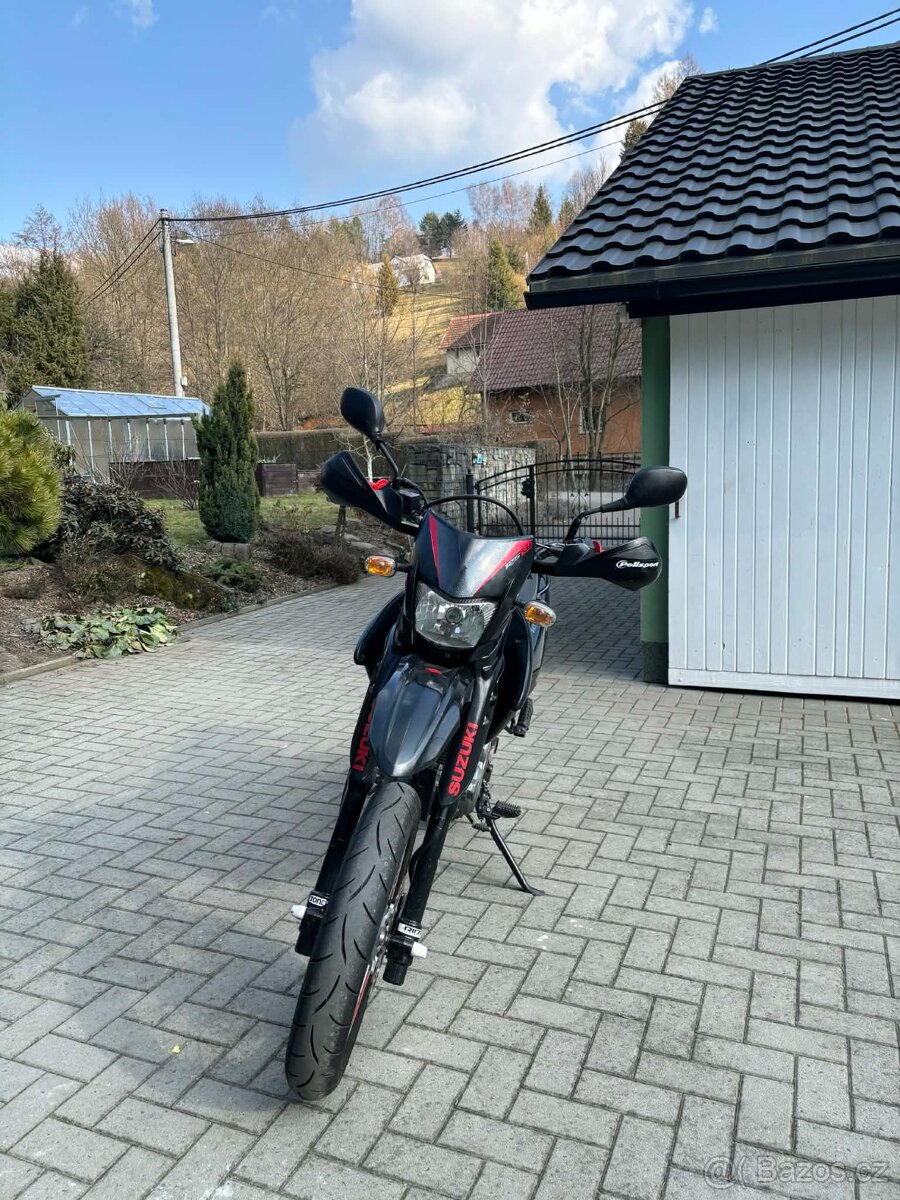 Suzuki DR 125 SM - 4