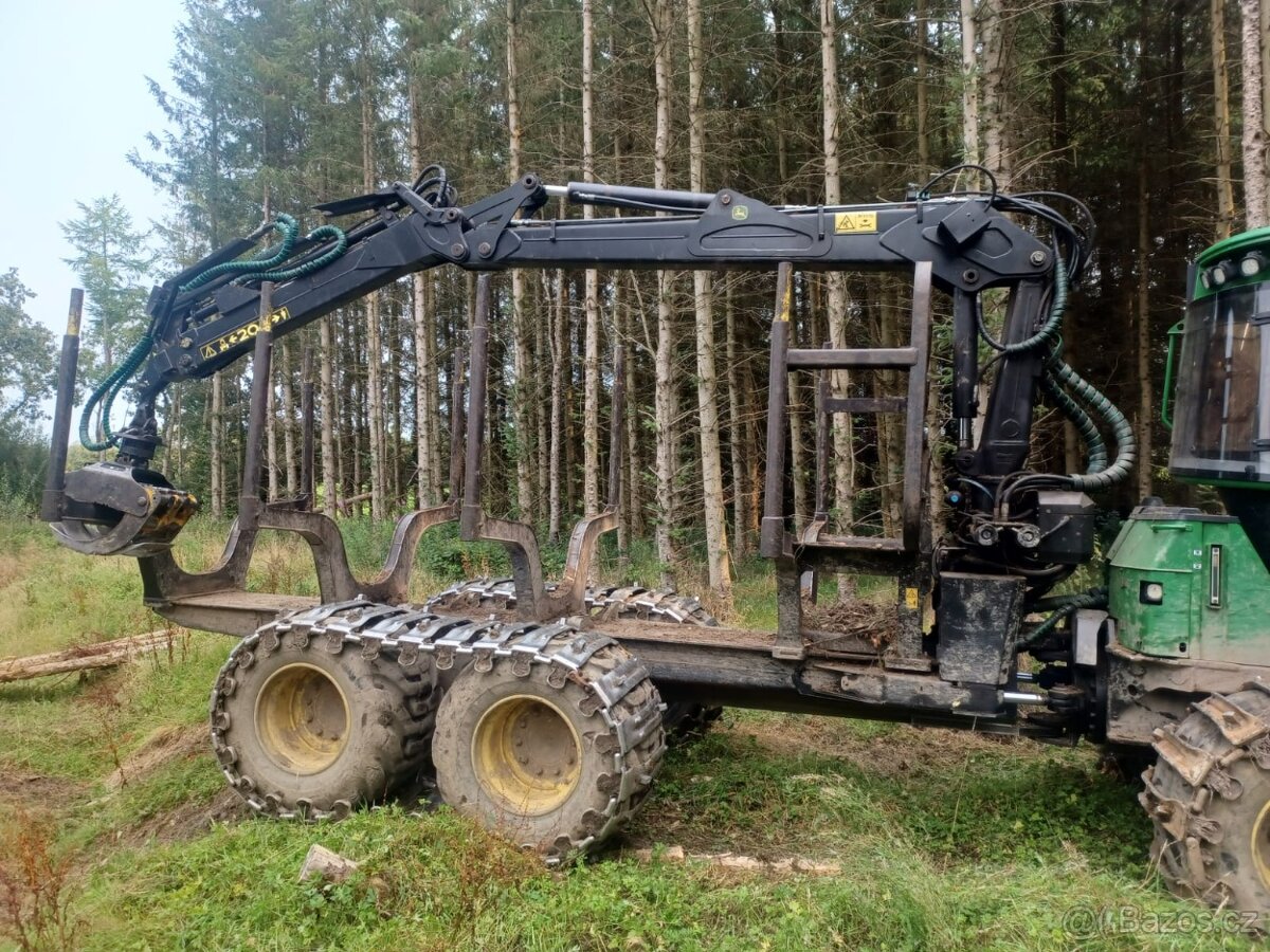 Vyvážecí souprava JOHN DEERE 1010E - 4