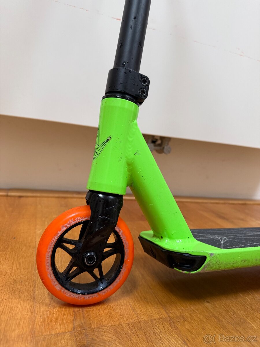 KOLOBĚŽKA BLUNT - 4