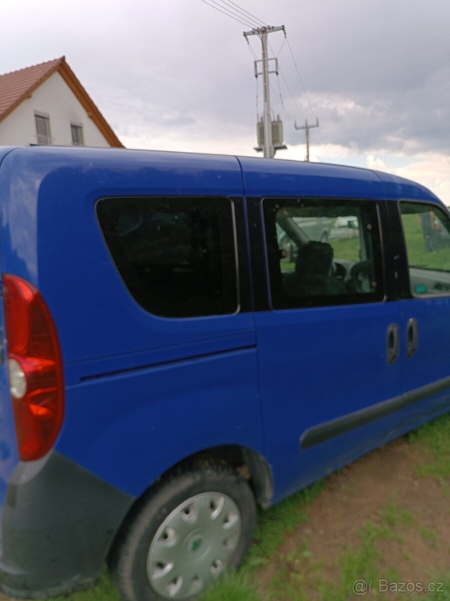 Fiat doblo 1.3. 2013 - 4