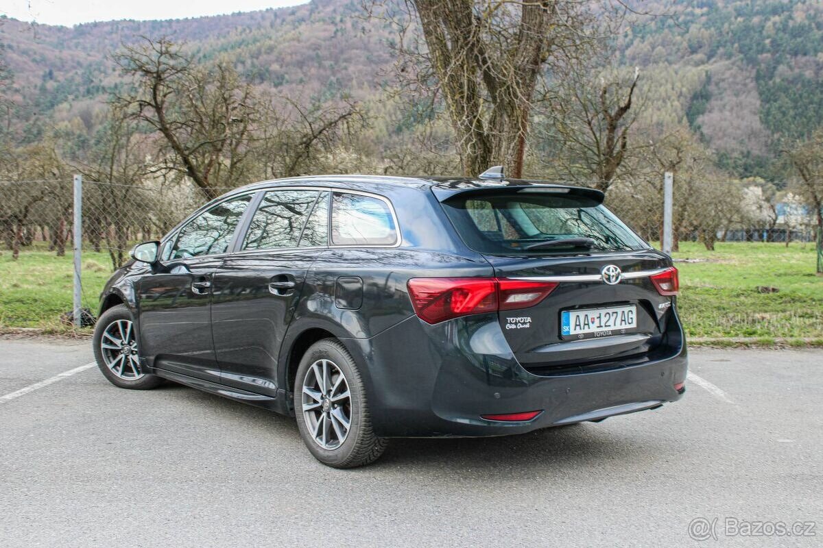 Toyota Avensis Combi 1.6 D-4D - 4