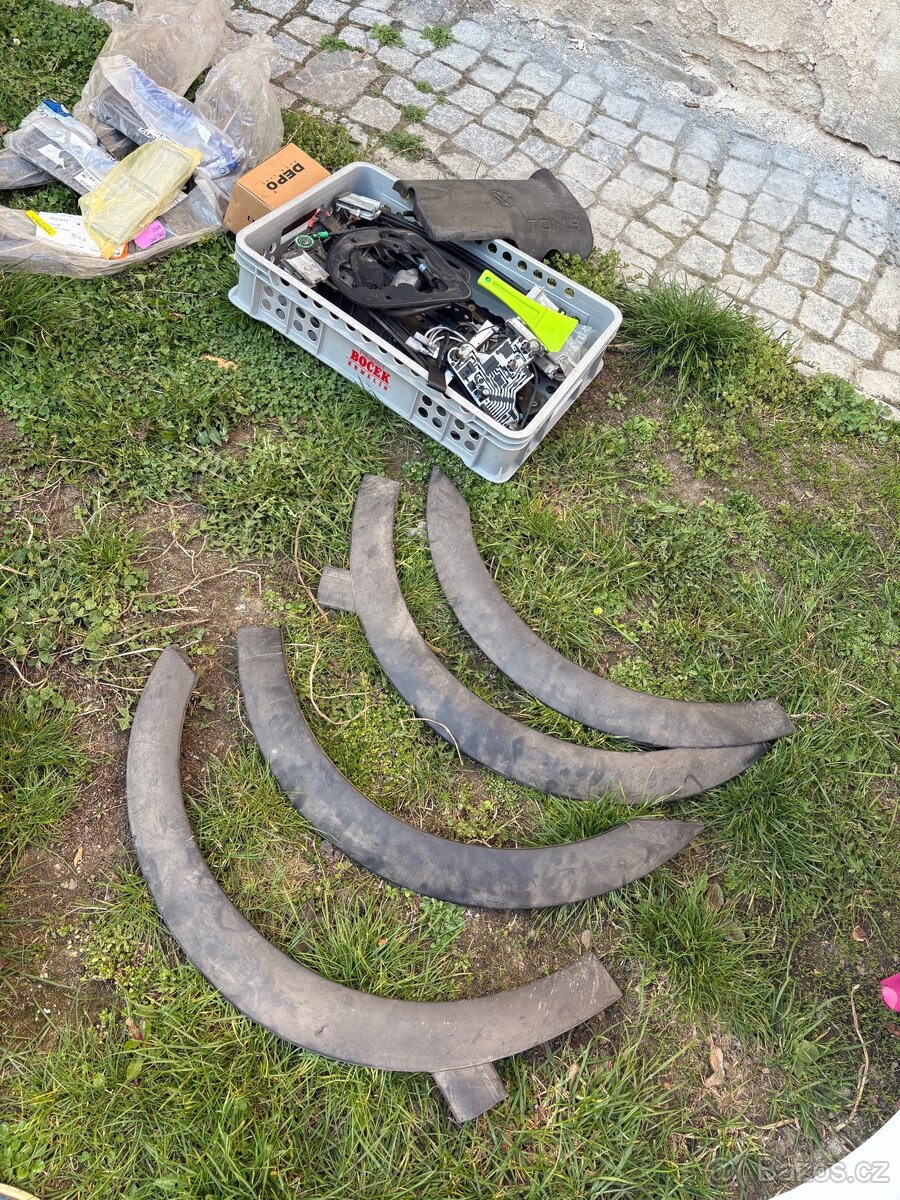 Různé díly Golf Mk3 - 4