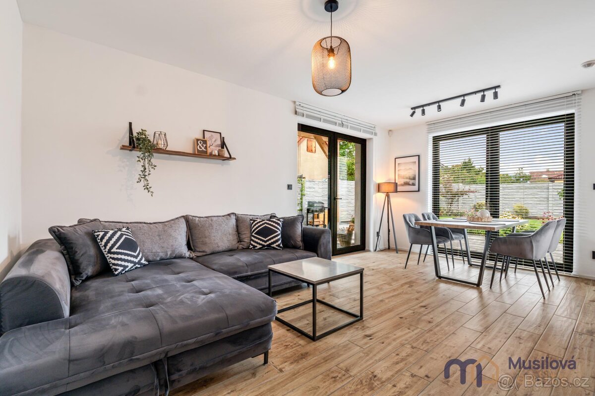 Prodej rodinného domu 82 m2, pozemek 465 m2 - 4