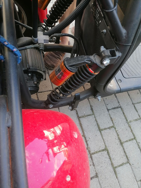 DVOUMÍSTNOU ELEKRTO TŘÍKOLKU - 4