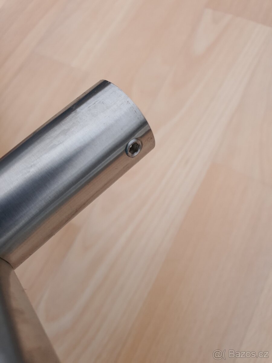 masivní nerez madlo na dveře 40cm - 4