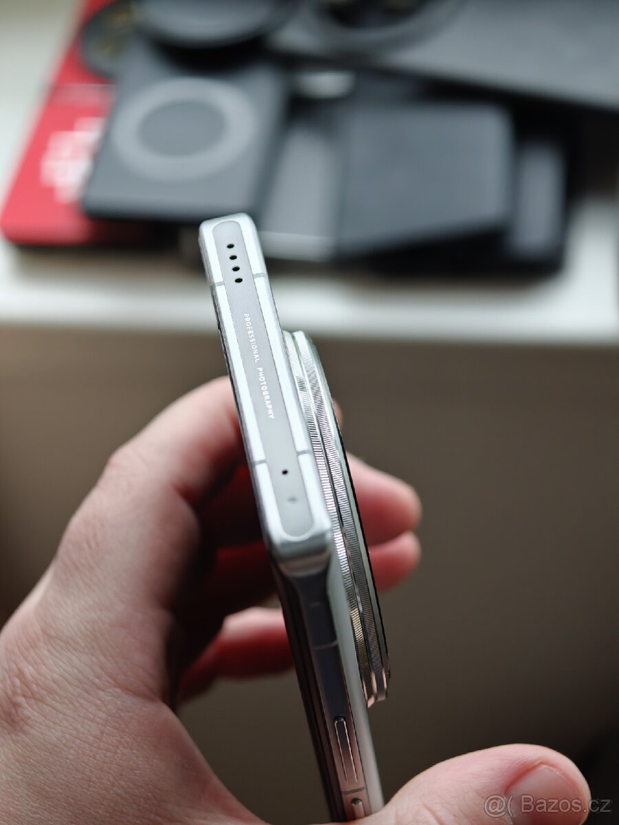 Vivo X100 Ultra (16/1TB) - 4