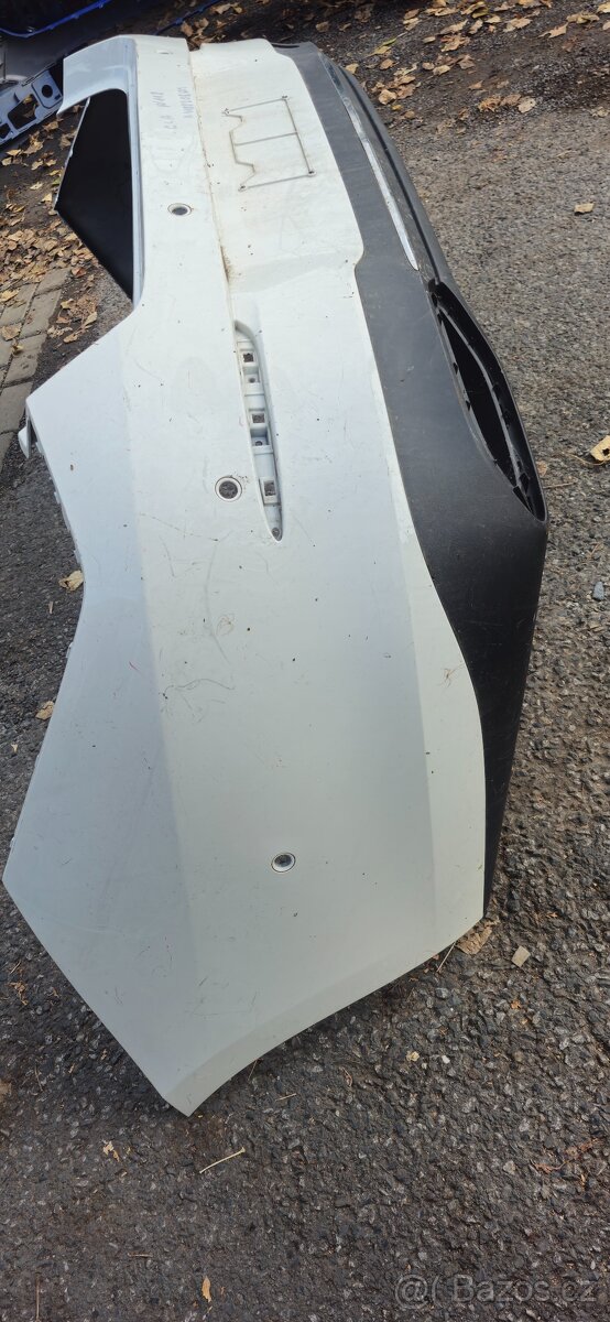 Zadni naraznik mercedes benz CLA W118 - 4