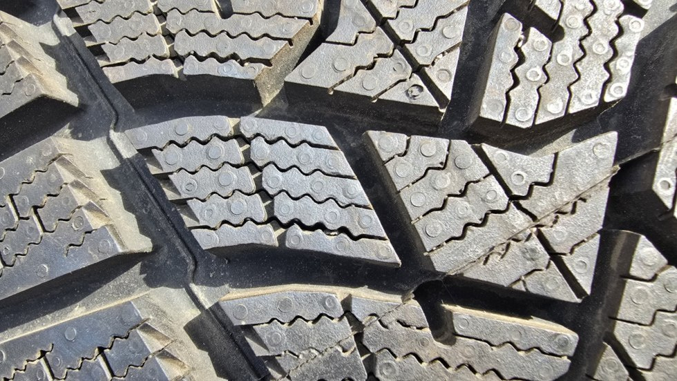 Zimní pneumatika 215/60/16 Dunlop - 4