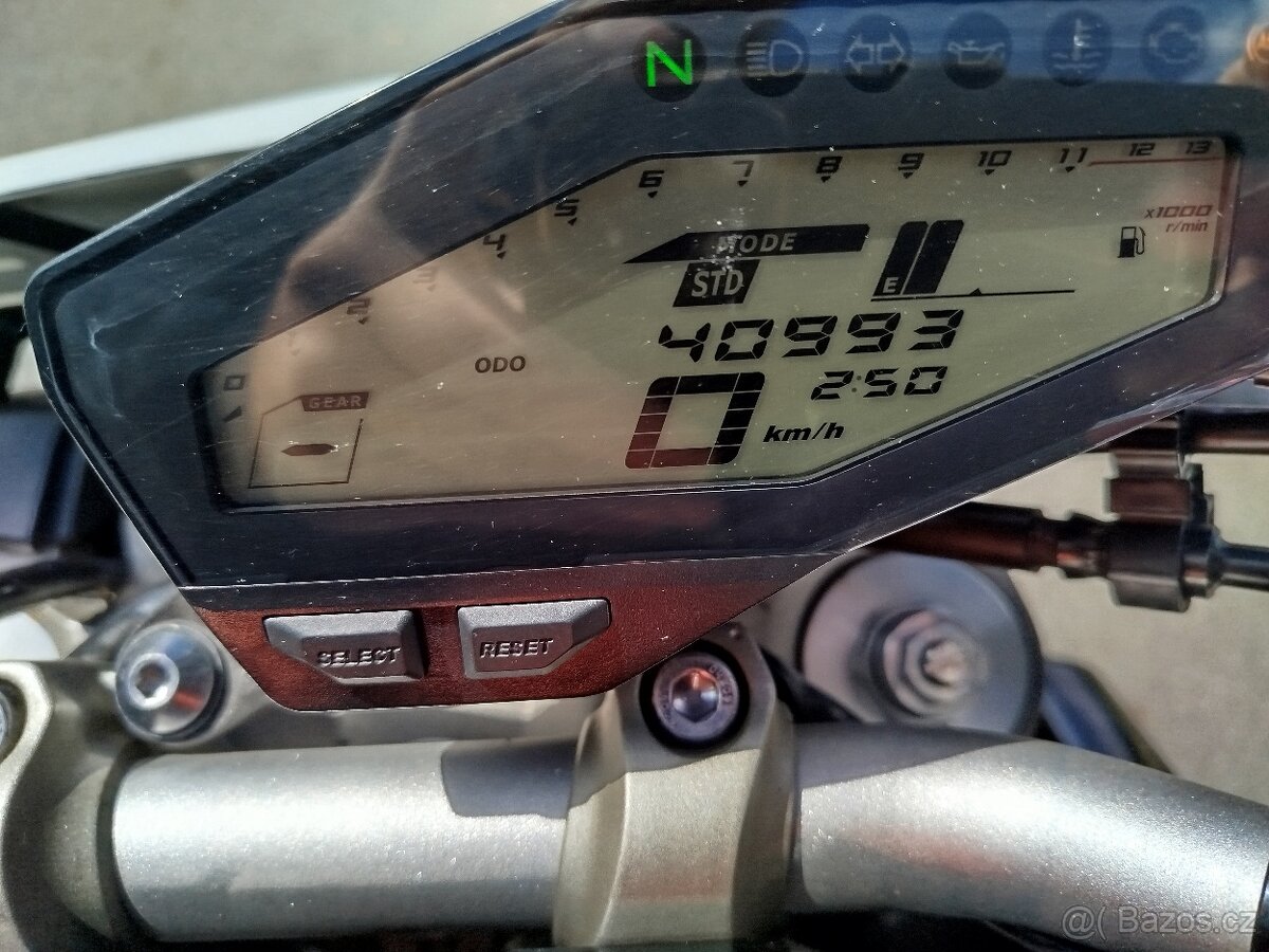 Yamaha mt09 street rally - 4