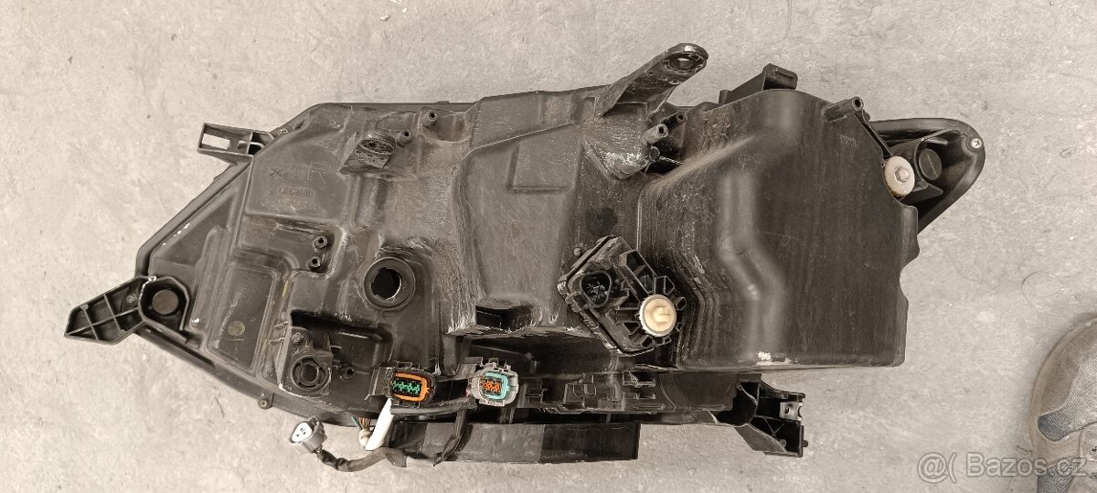 Prodám na NISSAN X-TRAIL T32 - 4