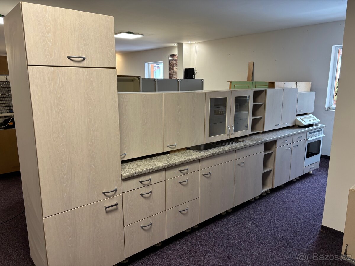 Kuchyňská linka vc spotřebičů - 4