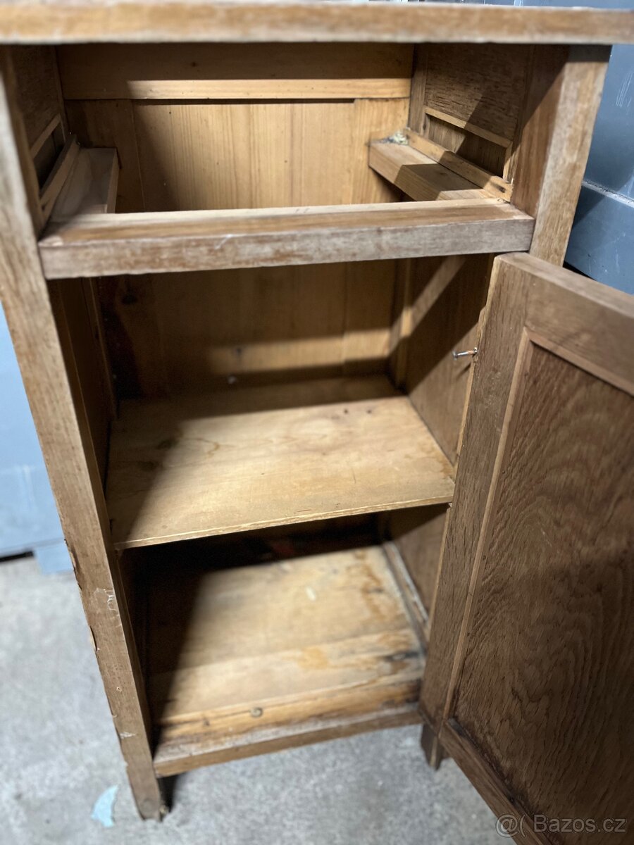 Stará skříňka - 4