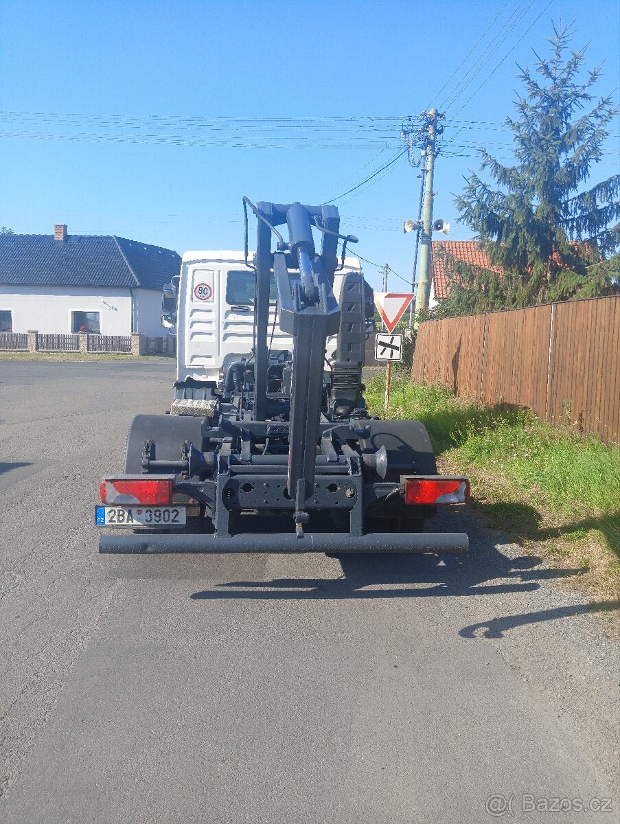 Hákový nosič kontejnerů Man TGL - 4