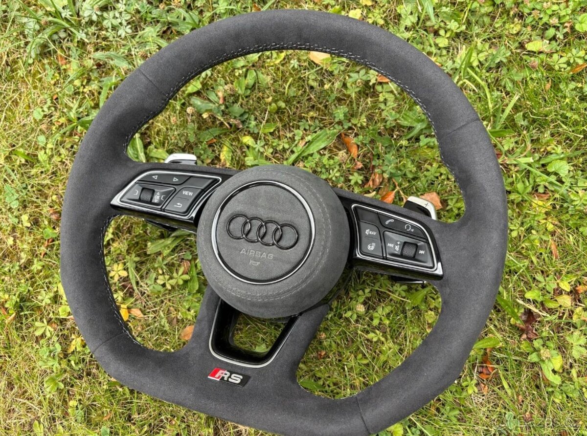 -AUDI MULTIFUNKCNY VOLANT ALKANTARA s logom S - 4