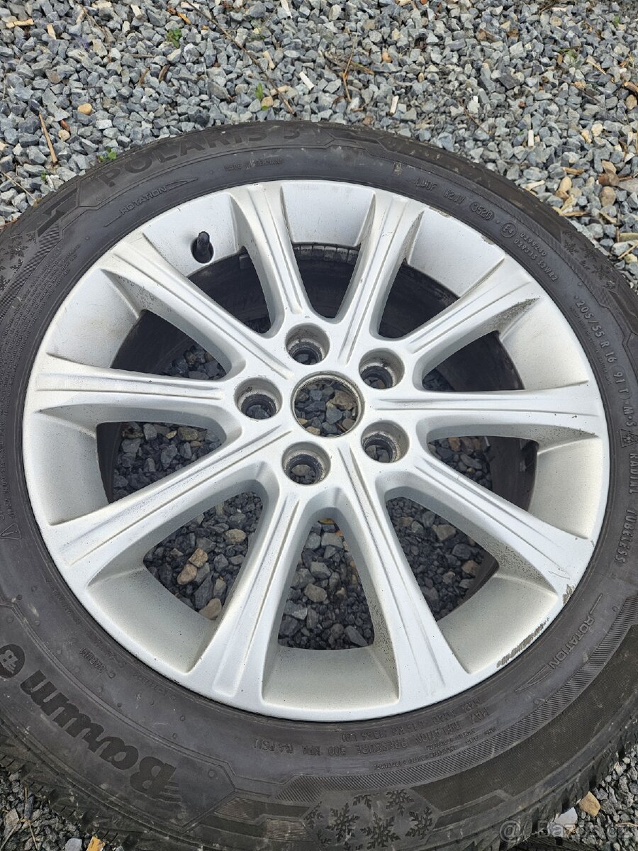 Alu kola Ford 5x108 r16 zimní - 4