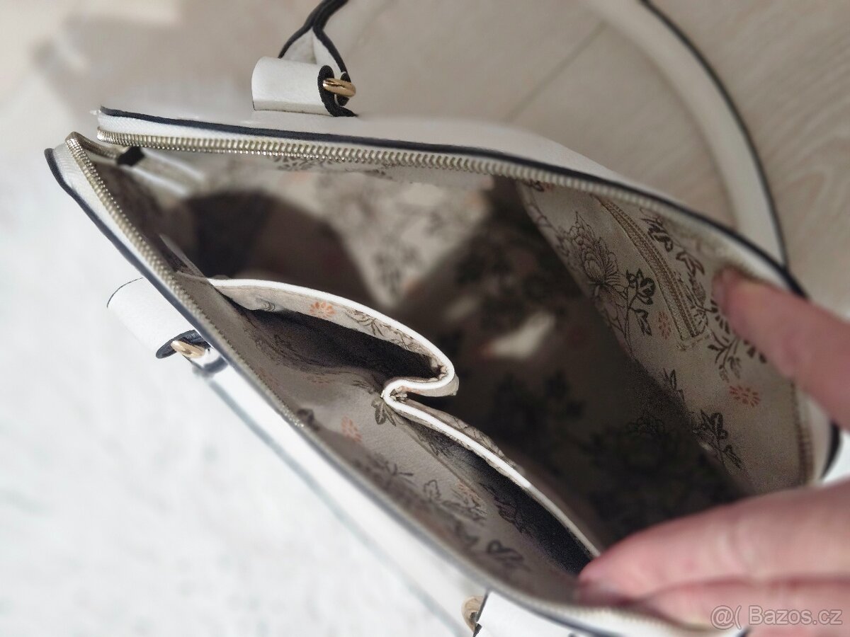 Bílá crossbody kabelku - 4