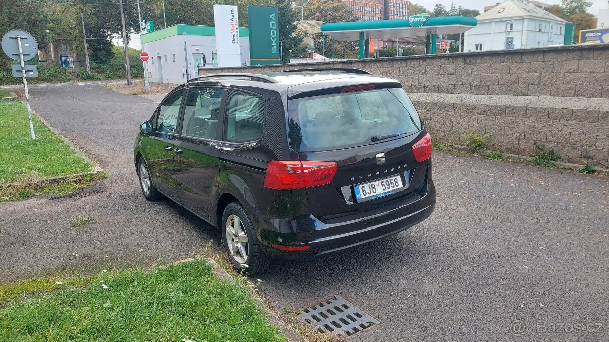 Prodám Seat Alhambra 2.0 Tdi r.v.2011, 7 míst - 4