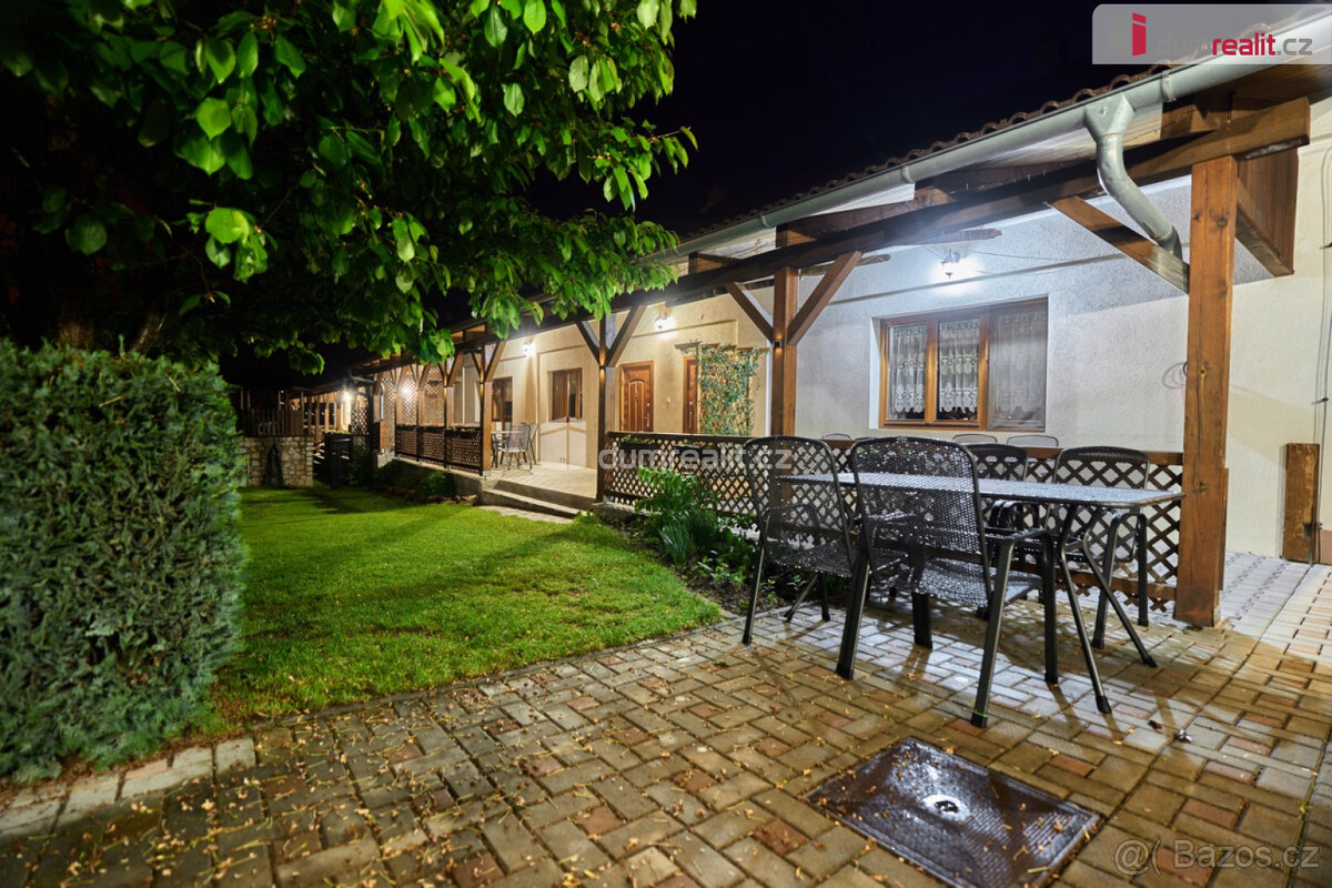 Prodej stylového apartmánového domu Mateřidouška v Chlumu u - 4