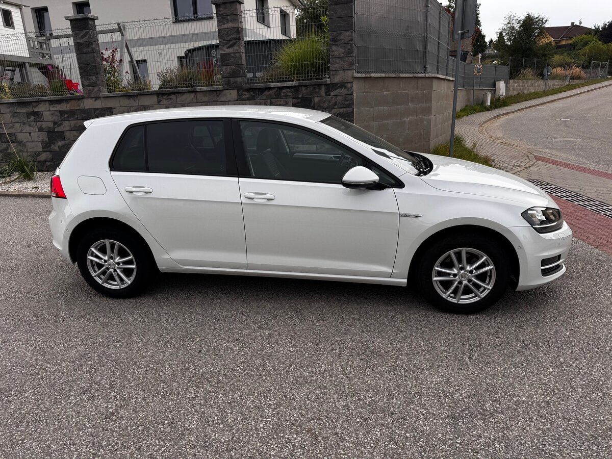 Vw Golf 7 1.2 TSi 77kw Edice CUP - 4