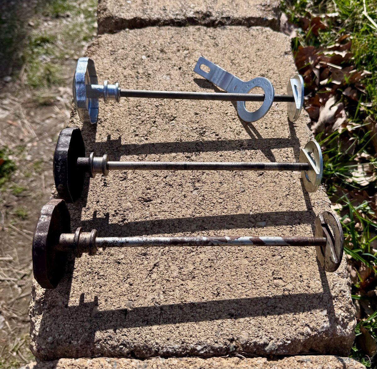 Jawa pérák, Ogar 350 - šrouby tuhosti řízení - 4