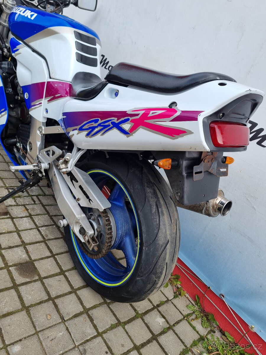 Suzuki GSX-R 750 W - 4
