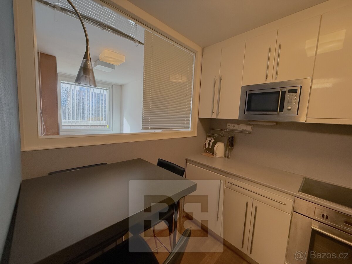 Pronájem bytu 2+kk 53 m², Praha - Řepy, ev.č. N08563 - 4