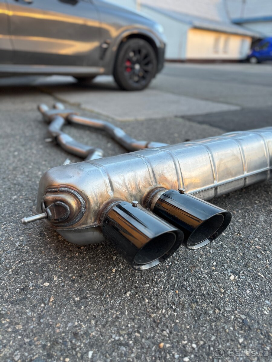 BMW M3 Touring vyfukovy system - 4
