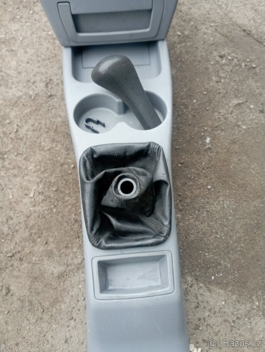 Škoda Felicia středový tunel - 4