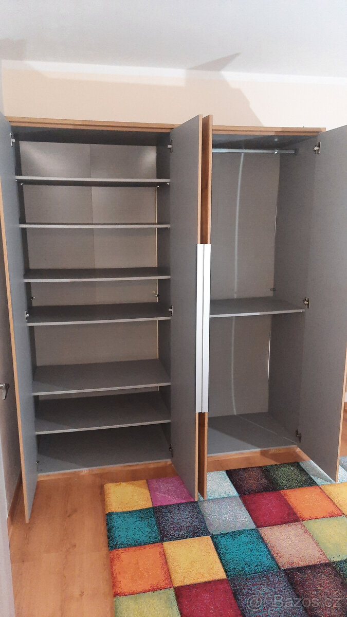 Šatní skříň - 4