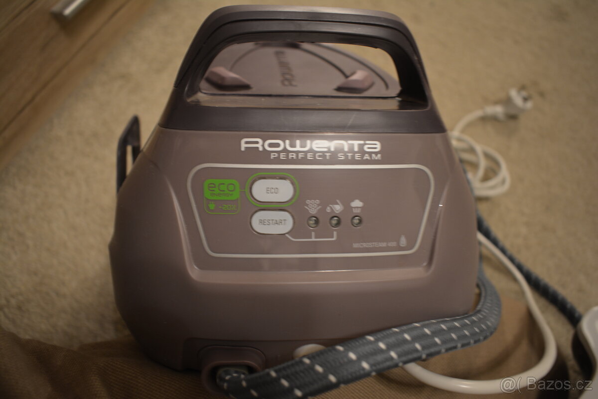 žehlička Rowenta perfect steam prodám,1,3l - 4