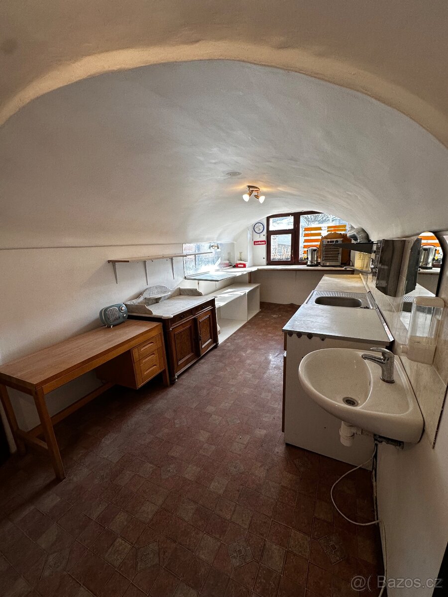 Pronájem prodejního okénka - 4