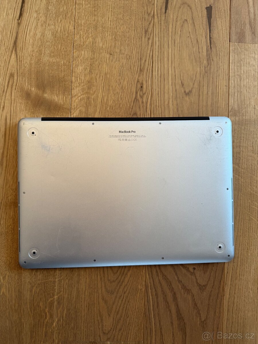 MacBook Pro - 4