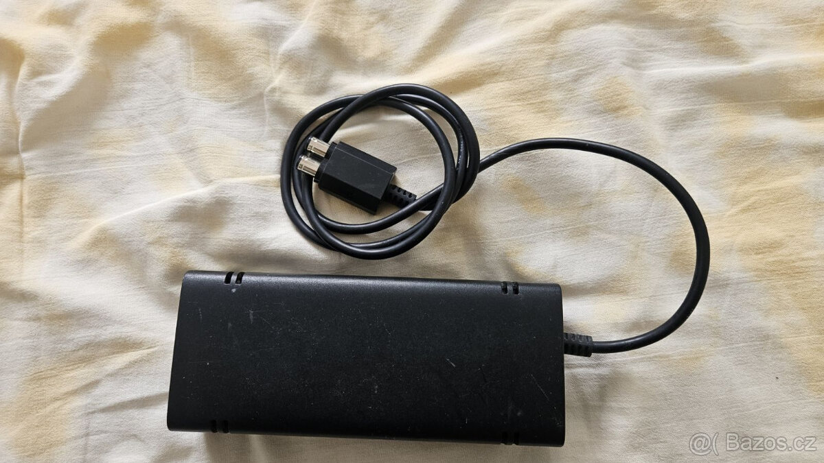 Zdroj Xbox 360 - 4