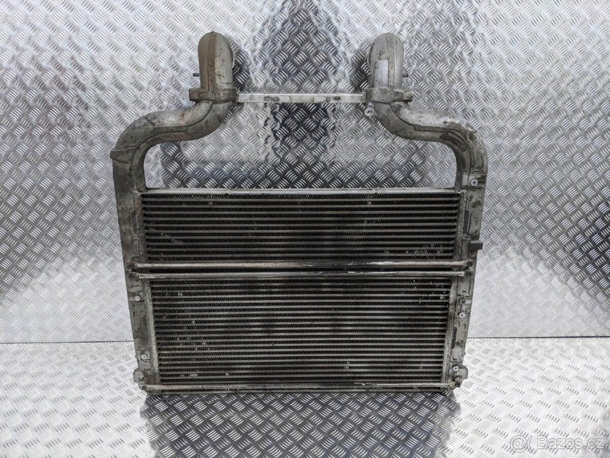 Chladič vzduchu Intercooler DAF XF - 4