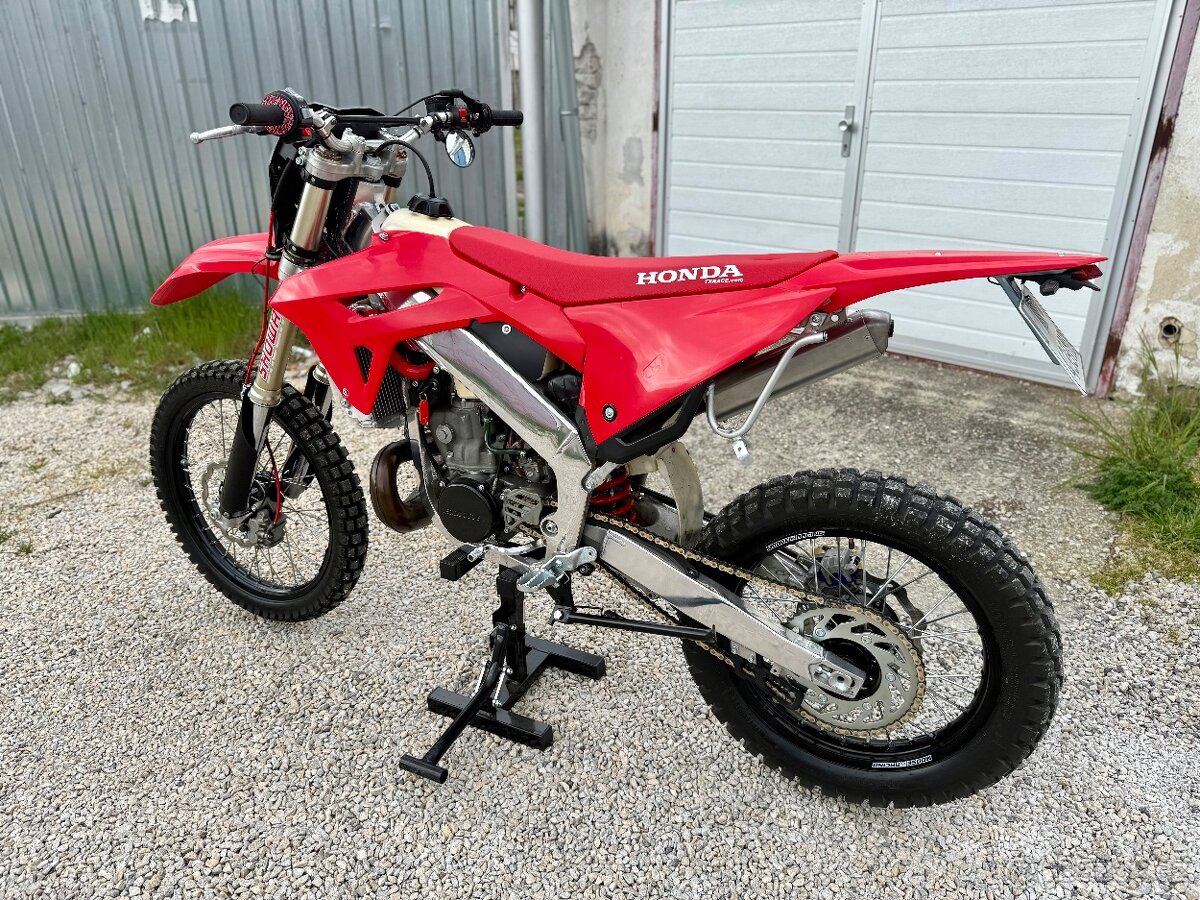 Unikatni CR250R