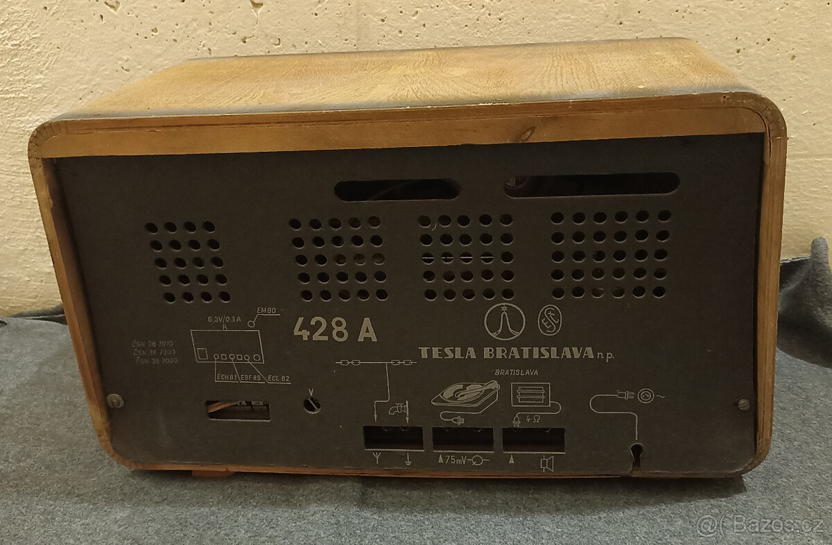 Staré retro rádio Tesla Gavota 2 (428A) - 4