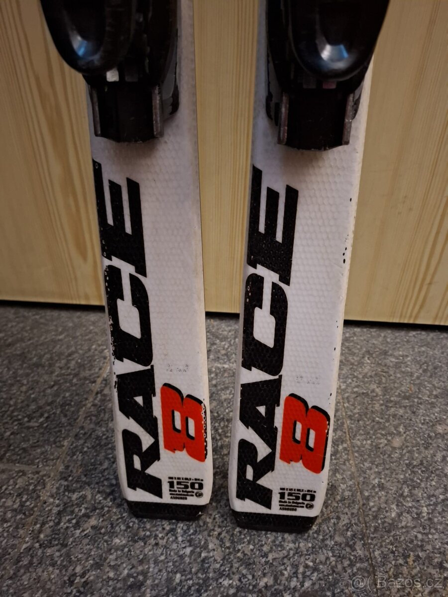 Sjezdové carvingové lyže Atomic Race 8 v délce 150cm - 4