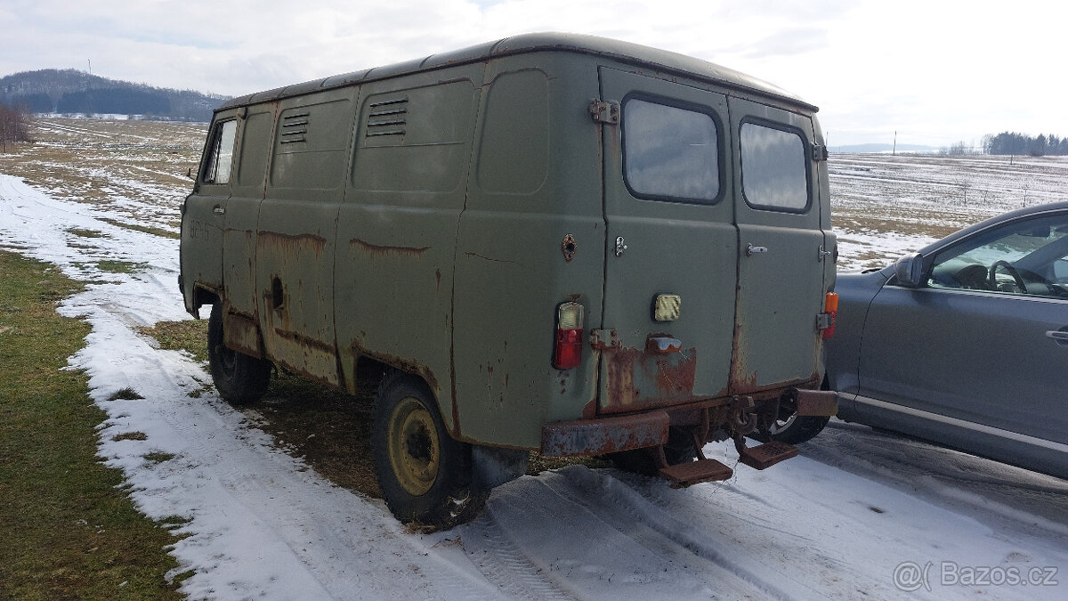 Buchanka - UAZ - 4