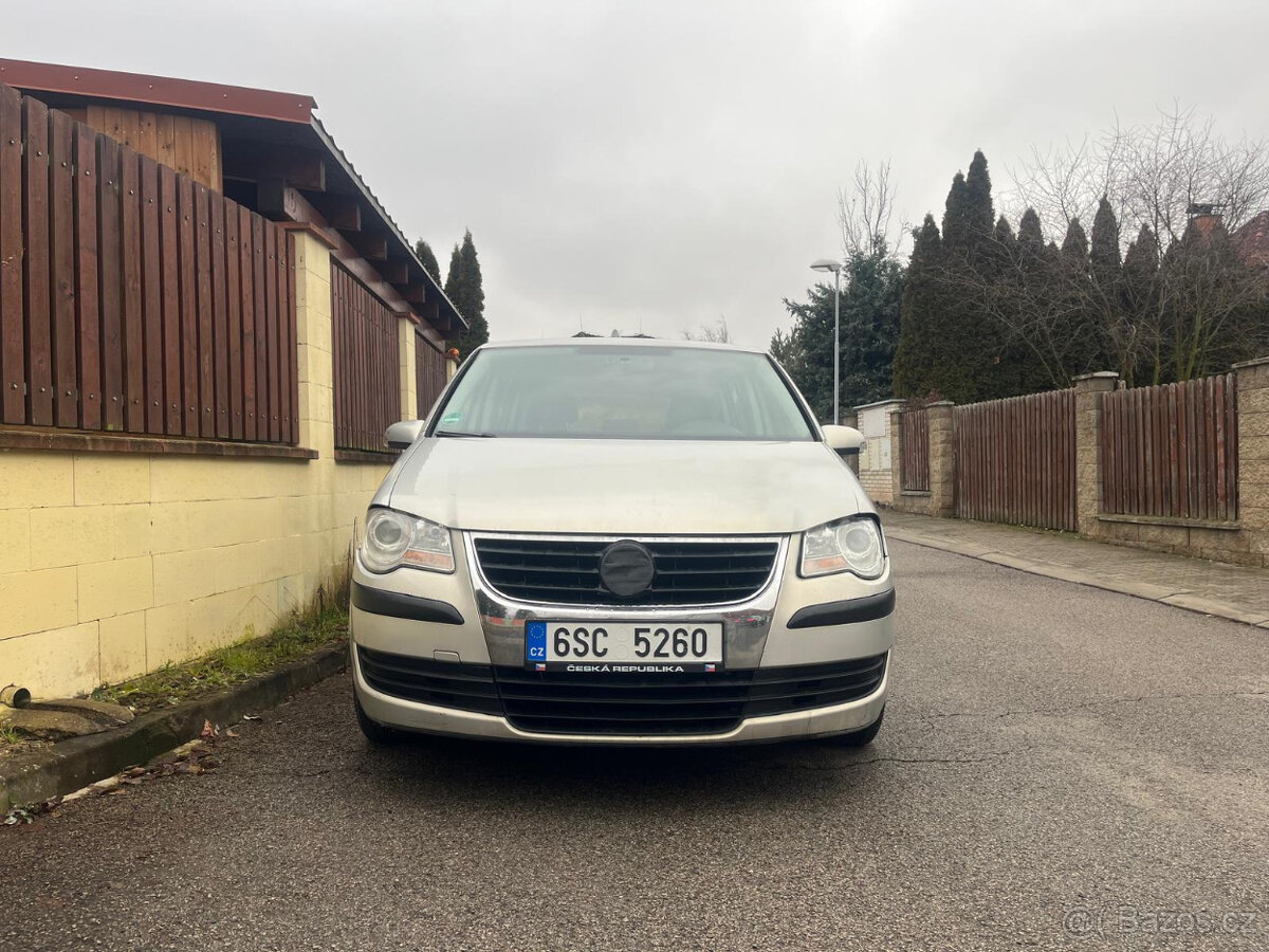 Volkswagen Touran 2.0D EcoFul - 4