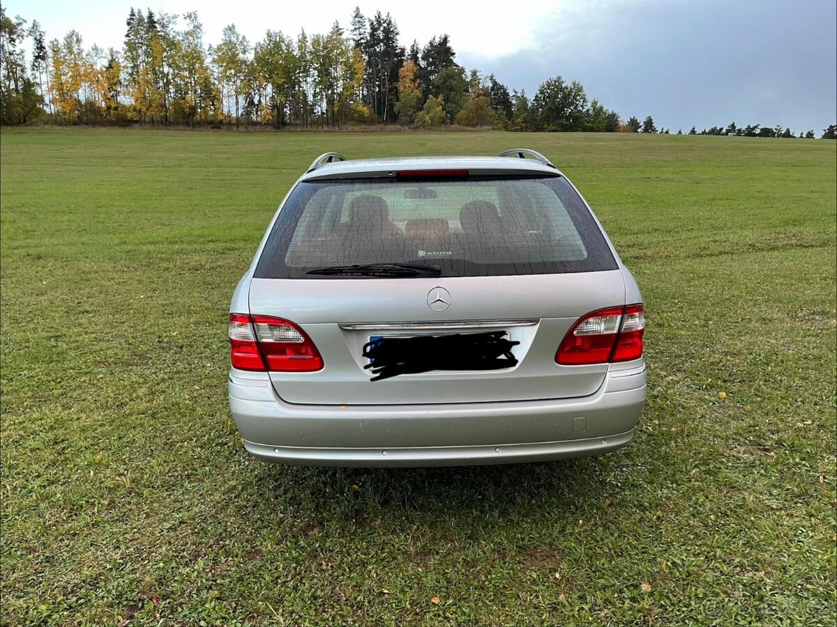 MERCEDES-BENZ E 280 elegance - 4