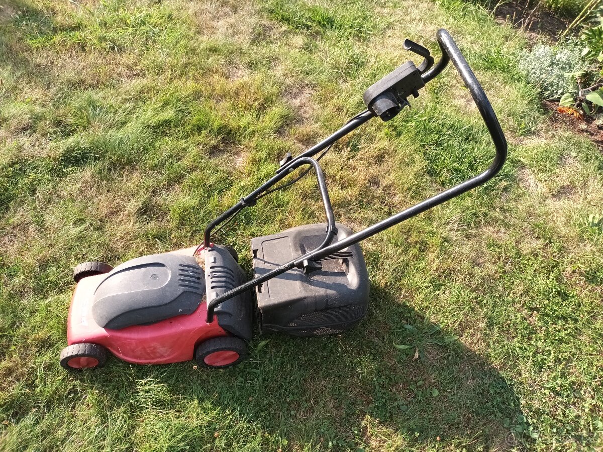 Sekačka na trávu MKF - 4